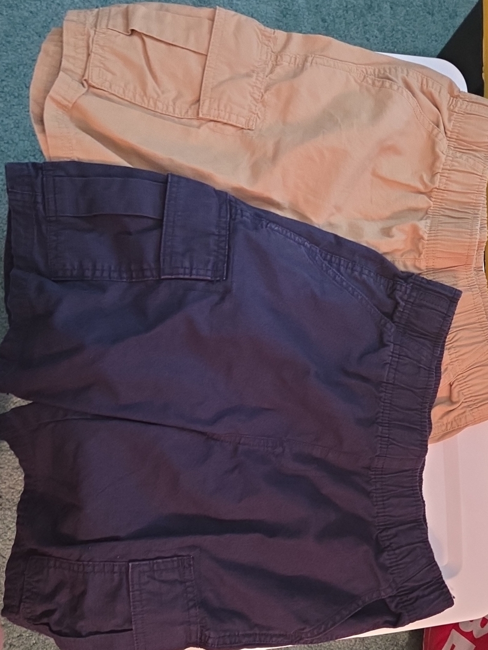 Childrens Place Boy's Cargo Shorts in Navy and Tan. Size 8 Husky